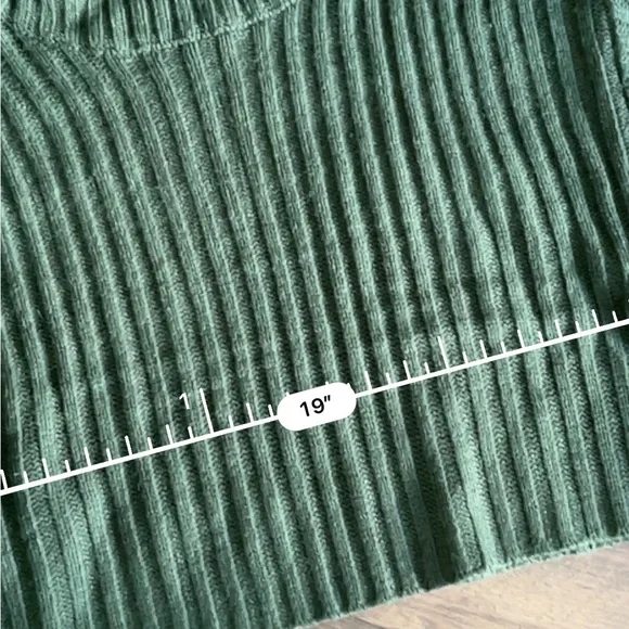 Sweet Rain Green Turtleneck Sweater - Picture 2 of 5
